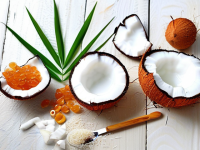 椰子的多种吃法，快速切法与省事去籽技巧