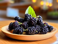 夜班族的甜蜜救星，桑葚—轻断夜宵的健康选择